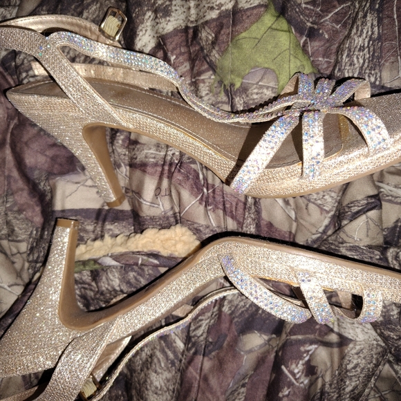 Prom heels - Picture 2 of 3